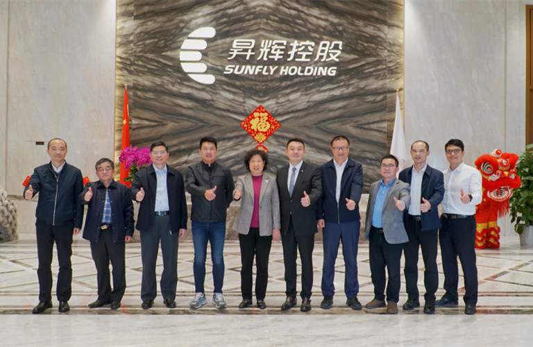 廣東省政協(xié)副主席、民建省委會主委李心一行蒞臨昇輝科技調(diào)研